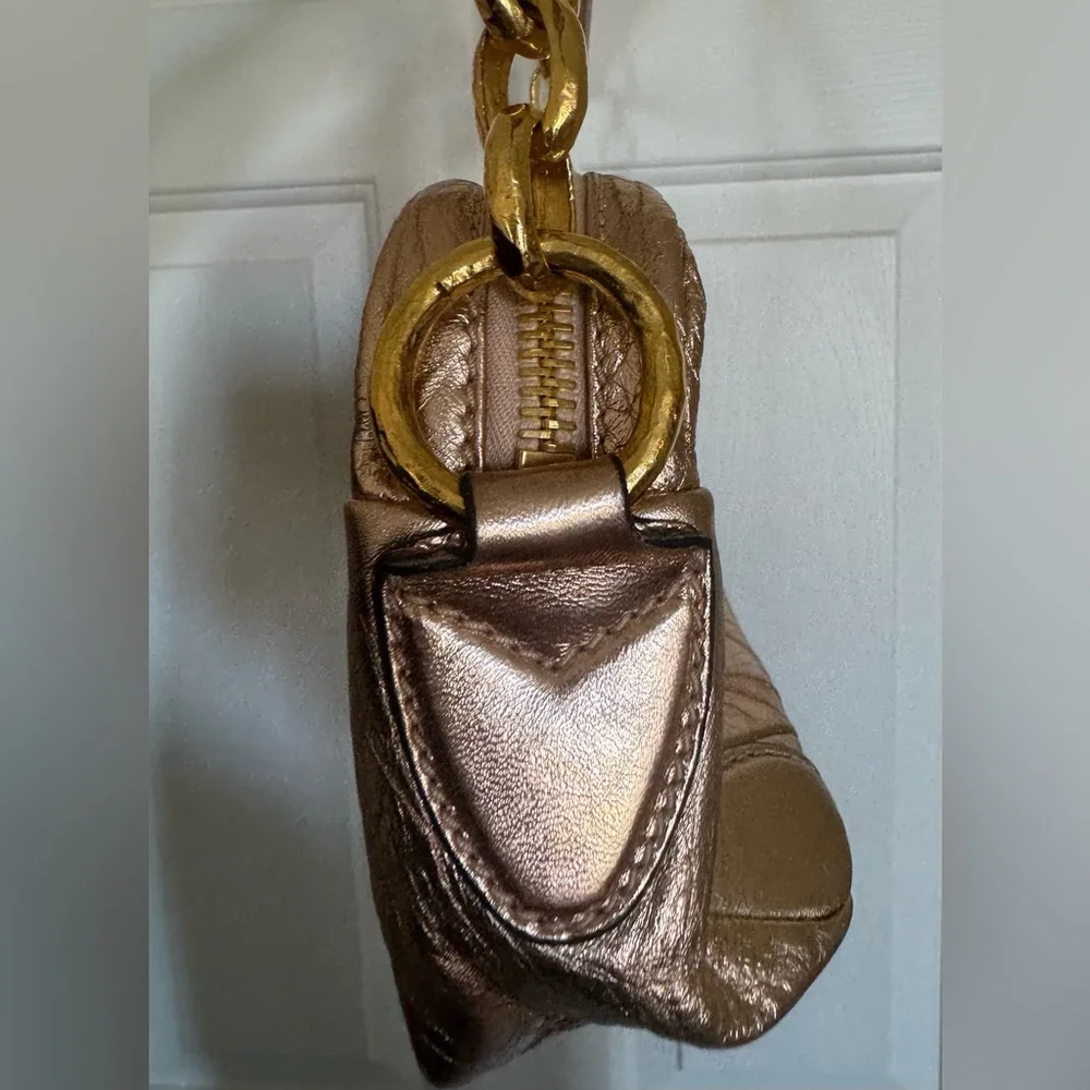 Marc Jacobs rose gold metallic quilted handbag - Picture 9 of 14